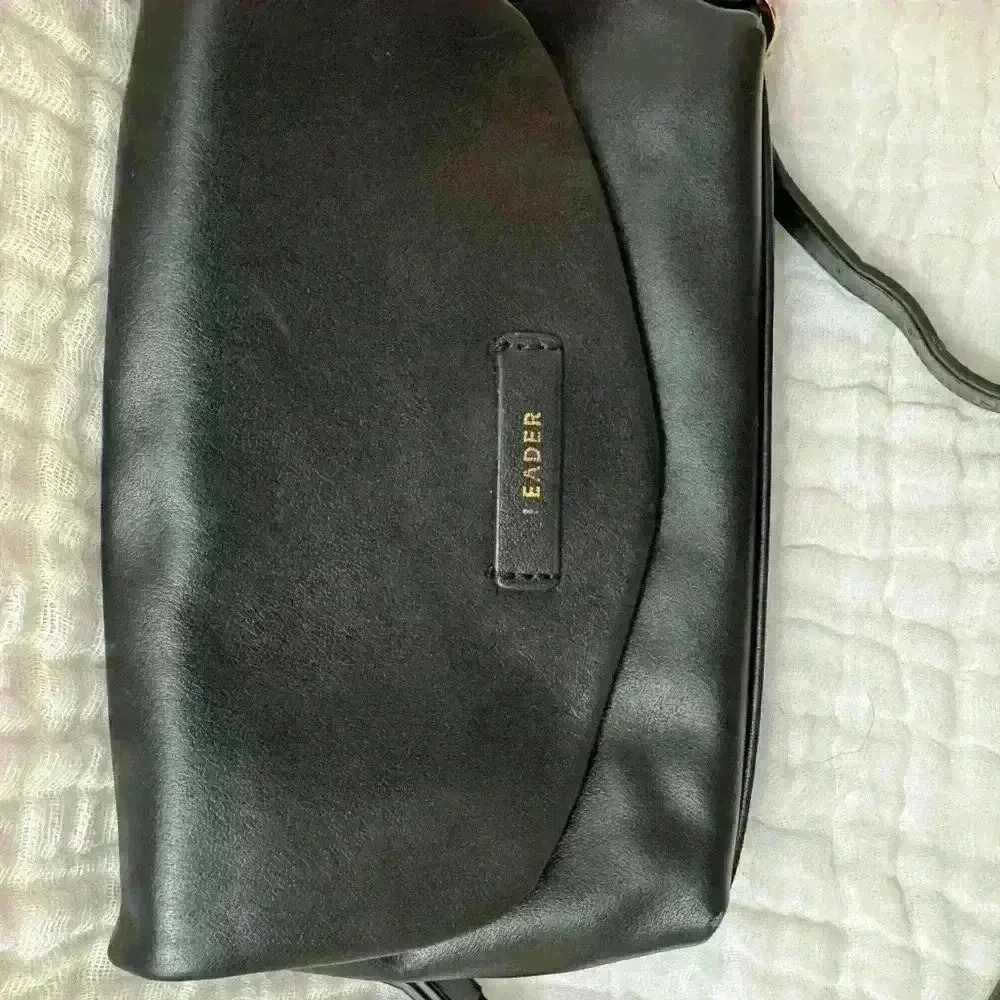 Leader Bag - Picture 2 of 11